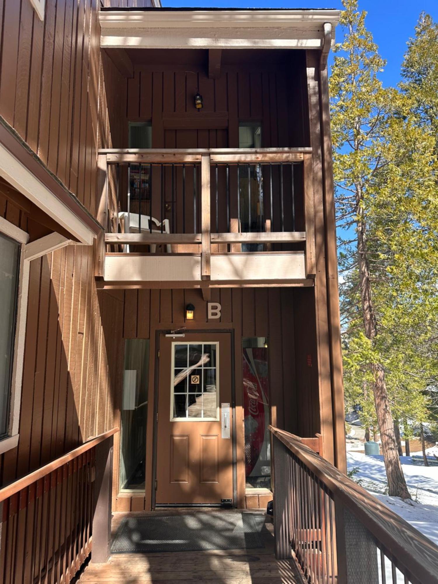 Yosemite Condominium Loft Unit -B202 Йосемити-Уэст Экстерьер фото